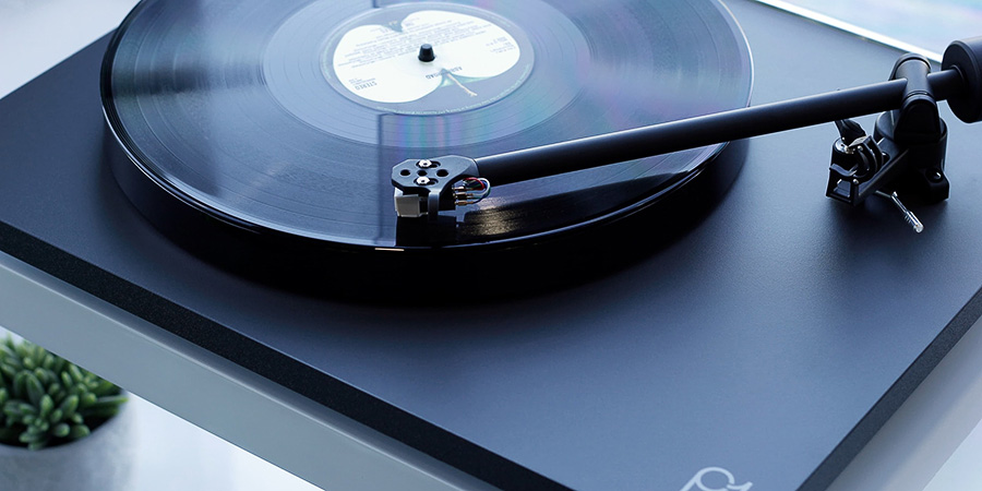 platine vinyle rega planar 1 noir mat