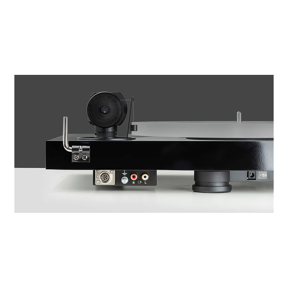 Pro Ject X1 B connectique