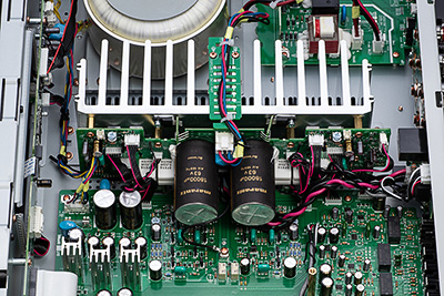 Puissance robuste du Marantz Model 50