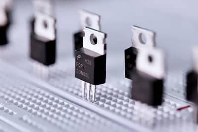 Transistor MOSFET