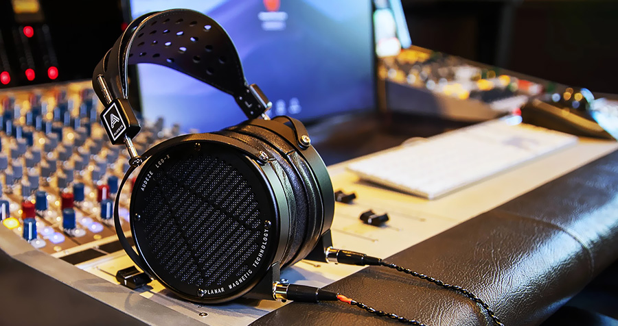 Vue complète du casque Audeze LCD X