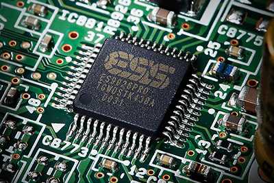 DAC ESS ES9026PRO du Yamaha R N2000A