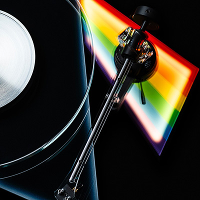 Bras de lecture en acrylique de la Pro Ject The Dark Side of the Moon vue 3