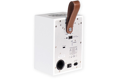 Connectique de la Quadral Breeze One