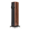 Enceinte colonne Sonus faber Maxima Amator vue de coté avec grille finition noyer massif