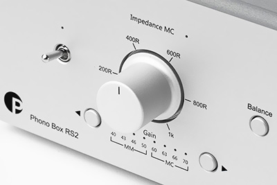 Potentiomètre d'impédance et réglages de gain sur le Pro Ject Phono Box RS2