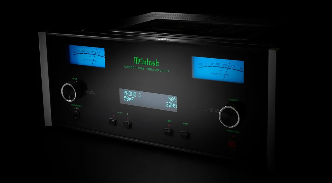 Vue de face du McIntosh C2800