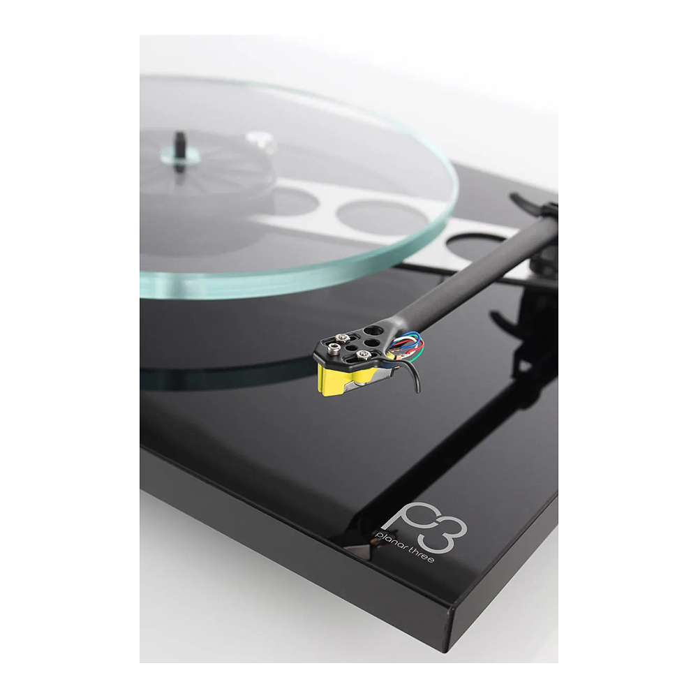 Rega Planar 3 noir laqué vue de coté avec cellule Exact MM