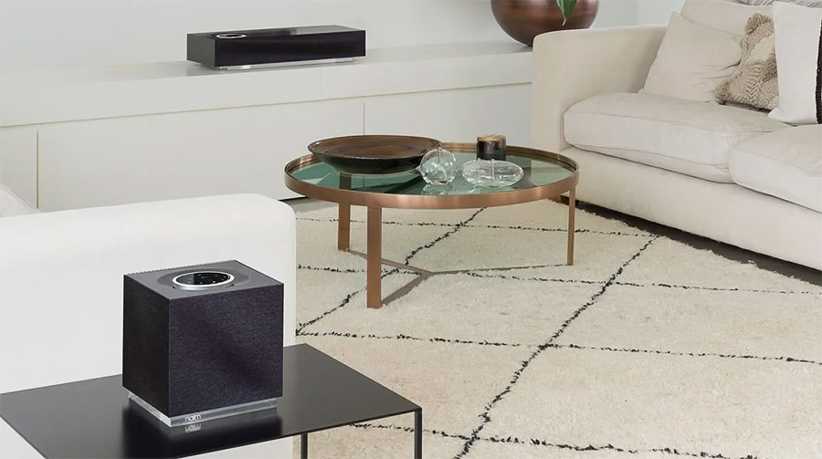 Naim mu so Qb 2 dans un salon
