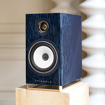 Présentation de l'enceinte Triangle Capella bleu astral