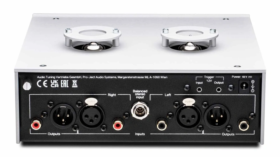 Pro ject Tube Box DS3 B Phono Preamp Rear