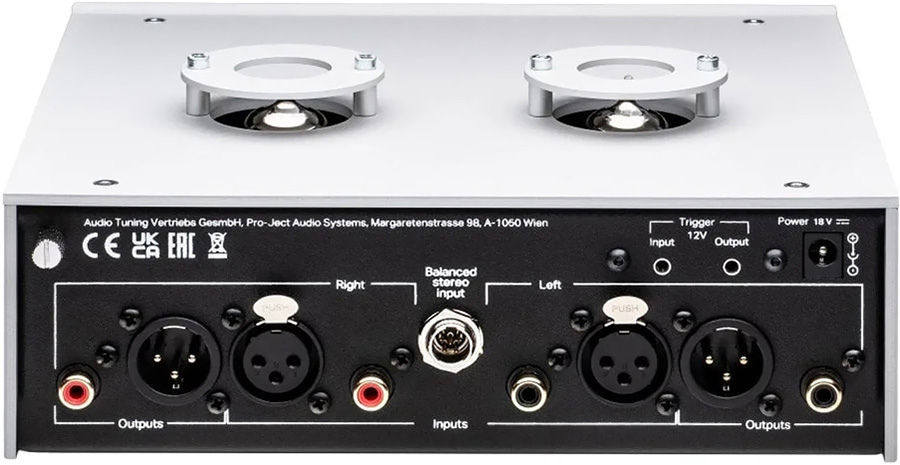Connectique du Pro-Ject Tube Box DS3 B