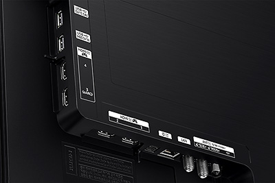 Ports HDMI, USB et Ethernet du Samsung QE83S93D