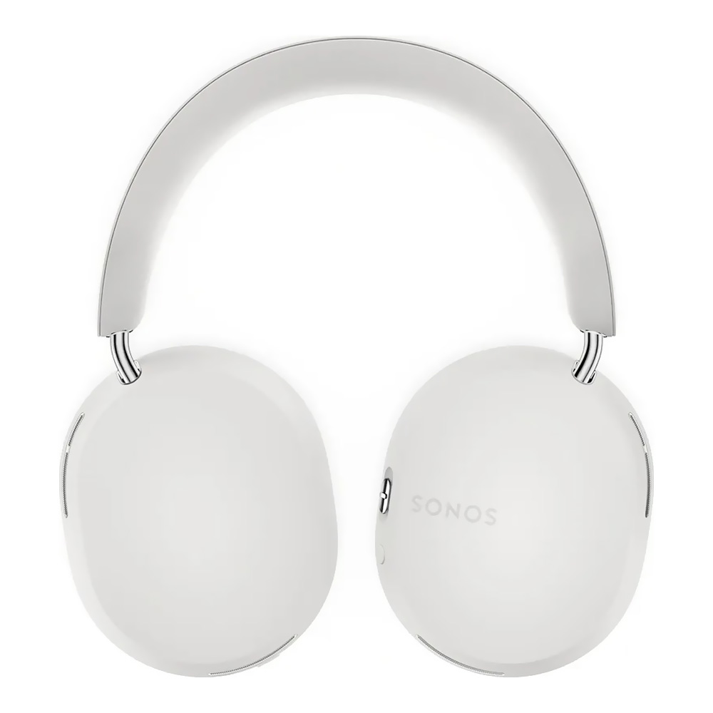 Vue de face du Sonos Ace blanc aligné avec une symétrie parfaite des oreillettes