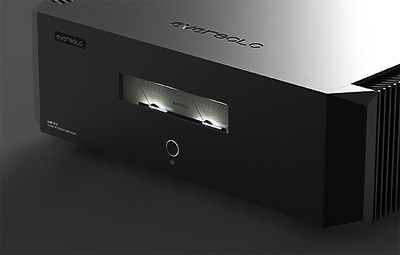 Châssis en aluminium de l’EverSolo AMP F10 avec vu mètres analogiques rétroéclairés