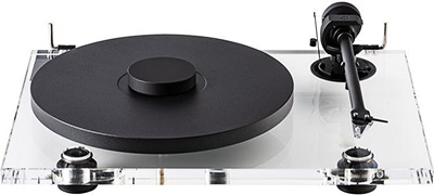 Pro Ject XA B avec plateau en aluminium et pieds réglables
