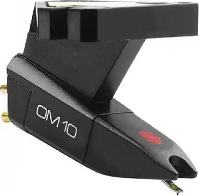 détail de la cellule Ortofon OM10 de la Pro Ject T1 EVO